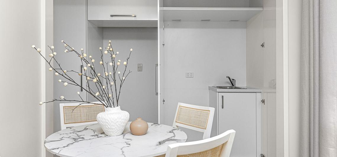 image for DELIGHTFULLY RENOVATED, SUN DRENCHED SANCTUARY