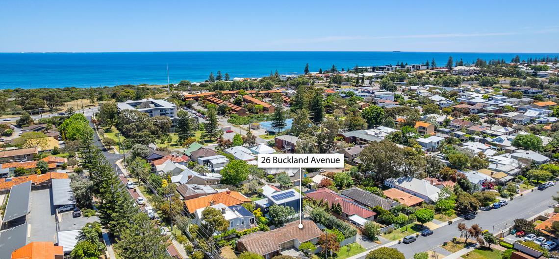 image for DELIGHTFULLY RENOVATED, SUN DRENCHED SANCTUARY