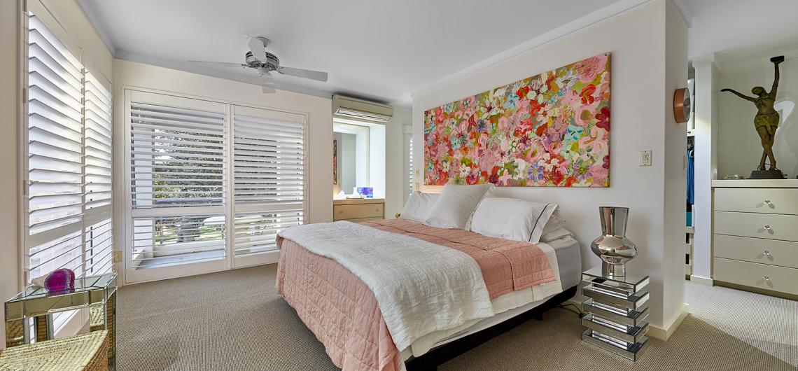 image for ICONIC FAMILY HOME ON TOP OF THE RIDGE WITH PANORAMIC VIEWS