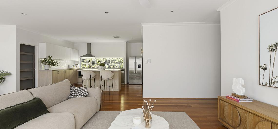 image for EFFORTLESS LIVING