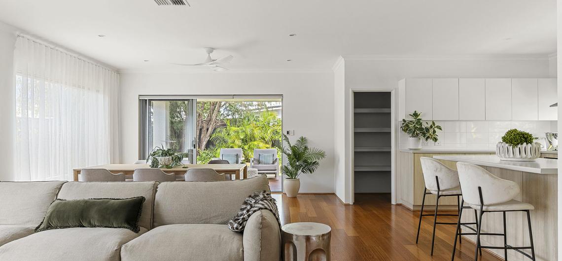 image for EFFORTLESS LIVING