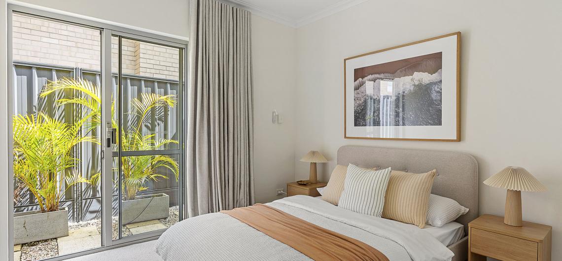 image for EFFORTLESS LIVING