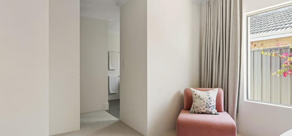 image for EFFORTLESS LIVING