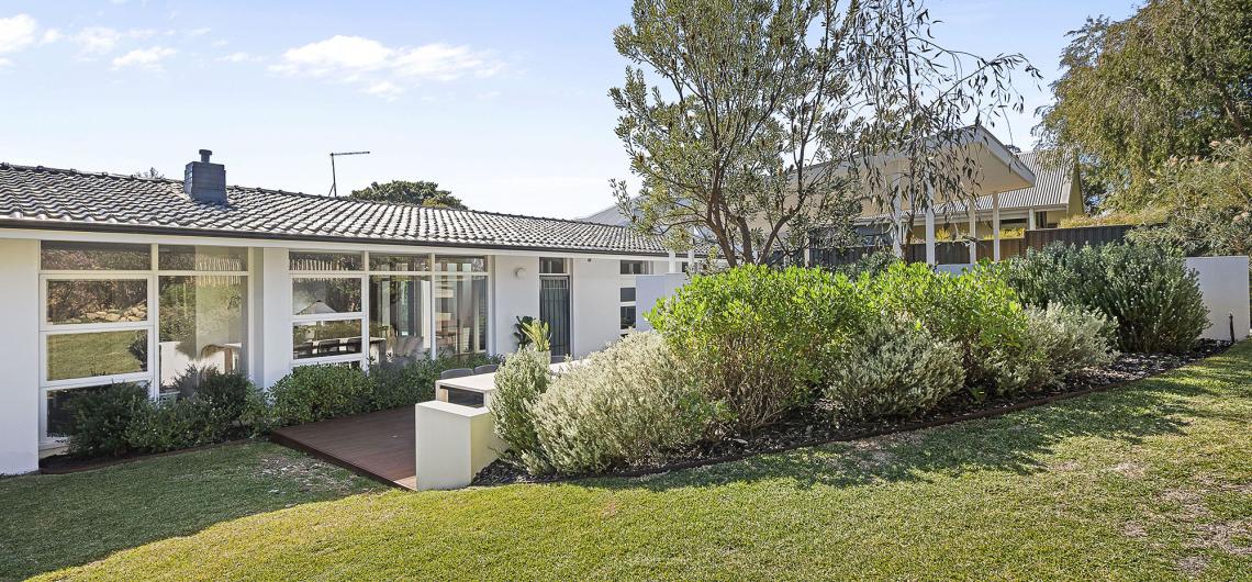 image for MID-CENTURY SOUL MEETS CONTEMPORARY EASE