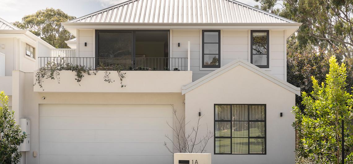 image for DISTINCTIVE FAIRWAY RESIDENCE